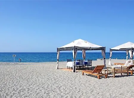 Confortable Et Paisible / Piscine Privée à 7 Mn Des Plages De Sable Fin